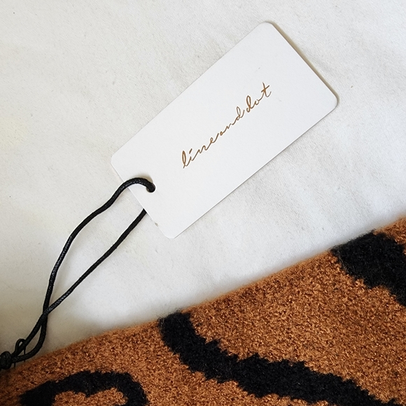 NWT Line & Dot Rilke Tunic - Small - Picture 9 of 11